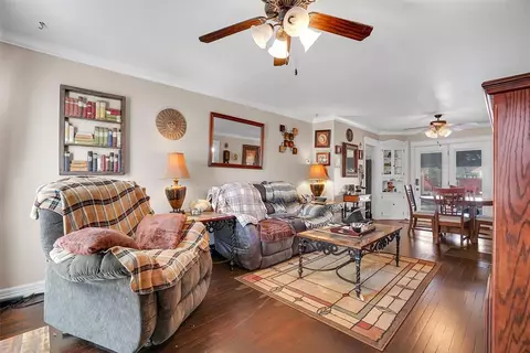 821 E Commerce St, Altus, OK 73521 photo 8