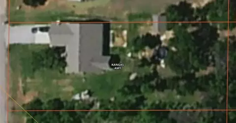 9376 Woodchuck Ct, Edmond, OK 73034