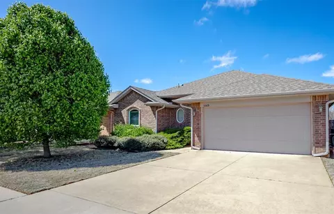5505 Clearwater Dr, Oklahoma City, OK 73179
