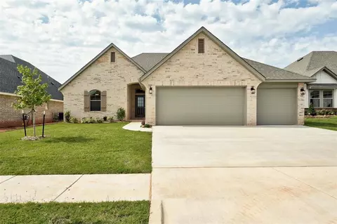 9208 SW 41st St, Oklahoma City, OK 73179