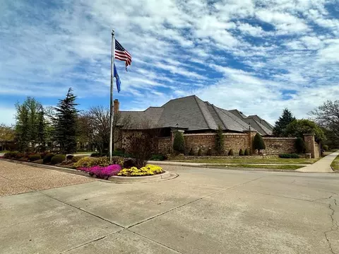 321 Millbrook Pl, Norman, OK 73072