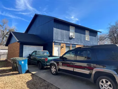 204 N Smythe Ave, Edmond, OK 73034