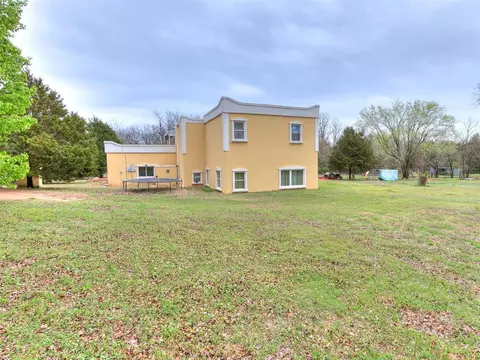 904 Ruby Ln, Norman, OK 73072 photo 2