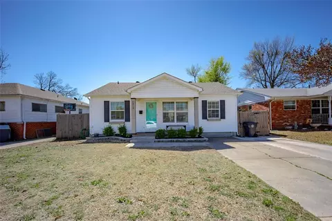 6814 NW 46th St, Bethany, OK 73008