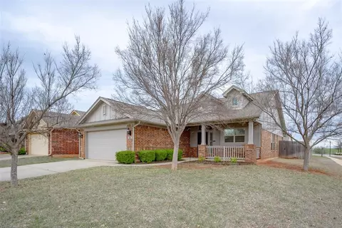 903 Clingmans Dome Rd, Norman, OK 73069