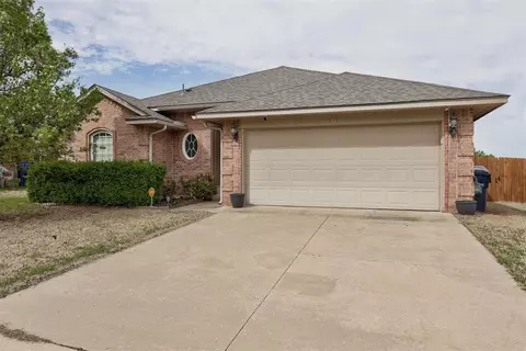8101 Prairie Ridge Rd, Oklahoma City, OK 73135