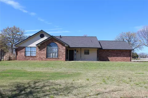 1827 Logans Run, Chandler, OK 74834