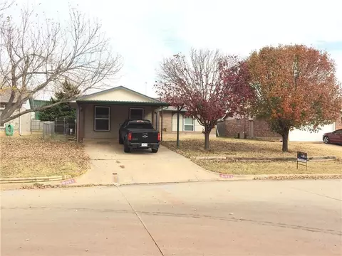 1852 Sunrise Dr, Moore, OK 73160