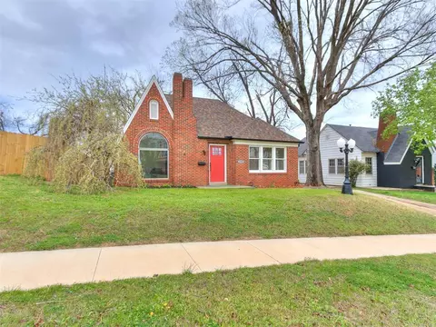 1312 W Noble Ave, Guthrie, OK 73044