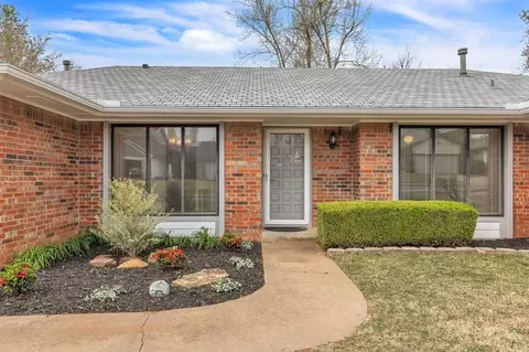 1301 Rockwood Dr, Edmond, OK 73013