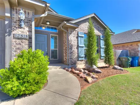 12515 Choctaw Wood Cir, Choctaw, OK 73020
