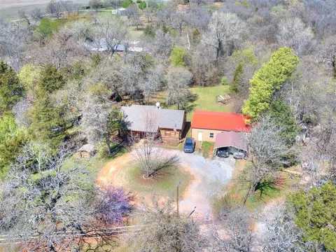 8831 Red Cedar Cir, Noble, OK 73068