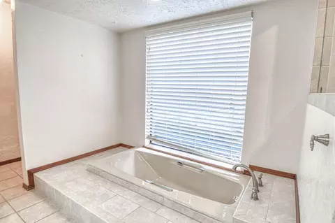 3901 Morrison Cir, Norman, OK 73072 photo 17