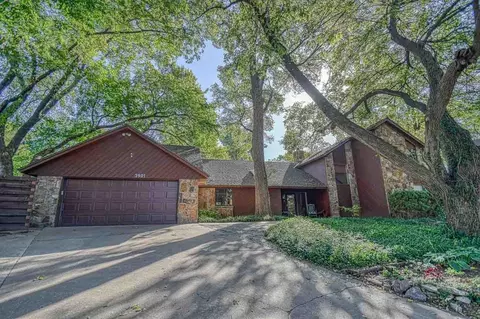 3901 Morrison Cir, Norman, OK 73072