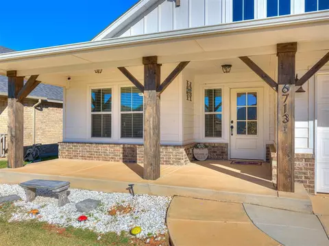 6713 NW 154th St, Edmond, OK 73013