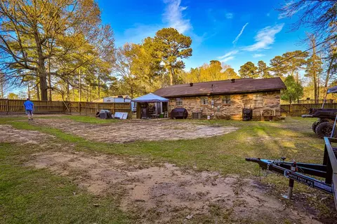 801 N Brooks St, Broken Bow, OK 74728 photo 18