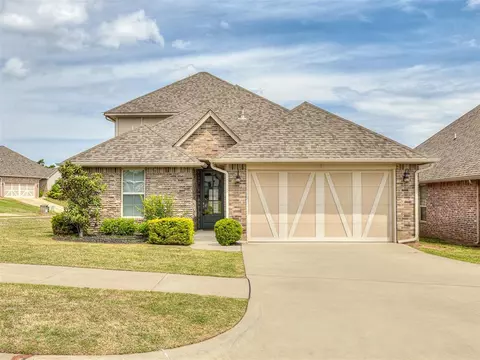 2201 Animada Pl, Edmond, OK 73034
