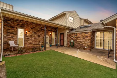 12206 W Greenlea Chase, Oklahoma City, OK 73170