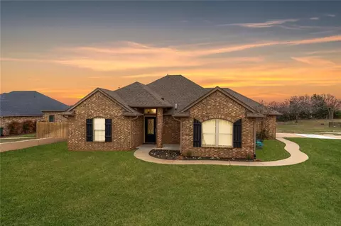 11484 Coyote Run, Guthrie, OK 73044