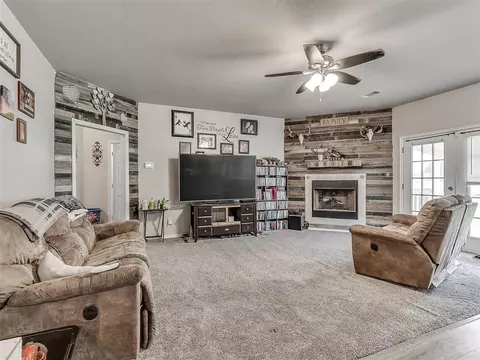 102 Lakeridge Dr, Mcloud, OK 74851 photo 5