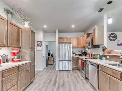 102 Lakeridge Dr, Mcloud, OK 74851 photo 3
