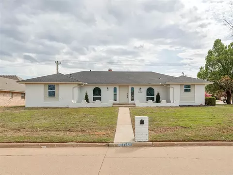 11700 Ashford Dr, Yukon, OK 73099