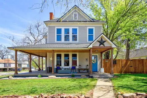 324 N Broad St, Guthrie, OK 73044