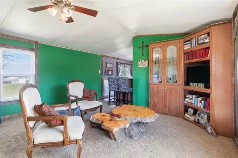 6903 W Eseco Rd, Cushing, OK 74023 photo 6
