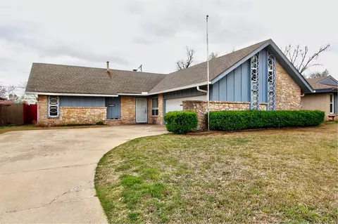7704 NW 26th St, Bethany, OK 73008
