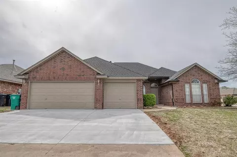 10217 Camden Ct, Oklahoma City, OK 73162