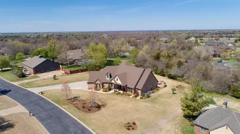 1701 Duxsford Ct, Edmond, OK 73034