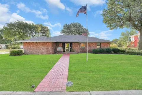 506 N Pennsylvania Ave, Mangum, OK 73554