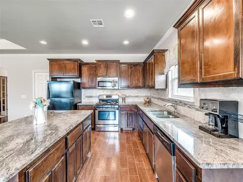 17300 Shadow Hawk Ln, Edmond, OK 73012 photo 14