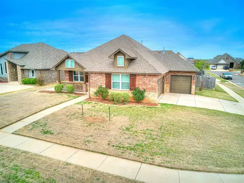 17300 Shadow Hawk Ln, Edmond, OK 73012 photo 39