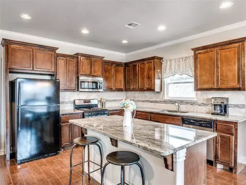 17300 Shadow Hawk Ln, Edmond, OK 73012 photo 13