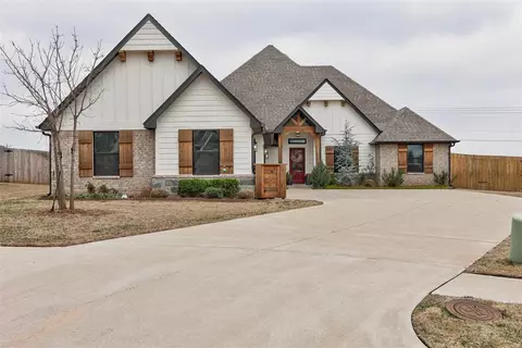 3201 Red Azalea Rd, Arcadia, OK 73007