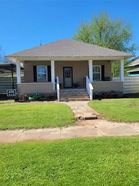 311 S Walnut St, Pauls Valley, OK 73075