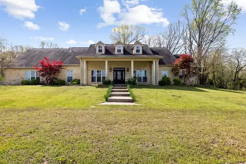 6212 Old 98 Rd, Valliant, OK 74764