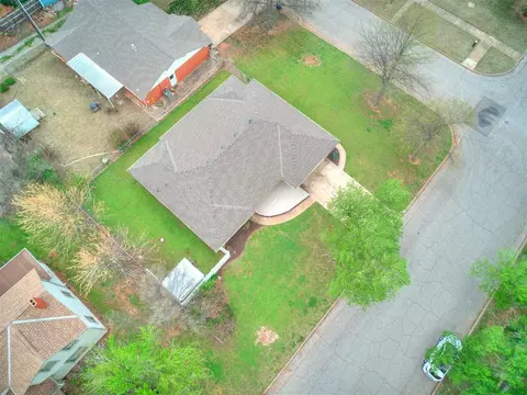 501 E Washington Ave, Guthrie, OK 73044 photo 4