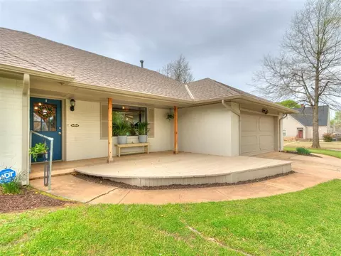 501 E Washington Ave, Guthrie, OK 73044