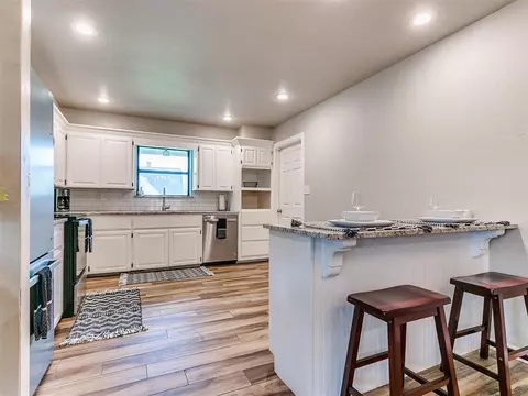 501 E Washington Ave, Guthrie, OK 73044 photo 5