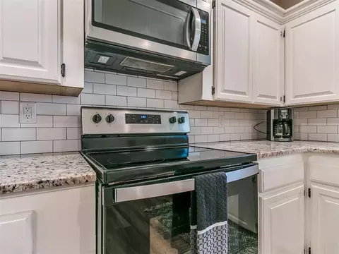 501 E Washington Ave, Guthrie, OK 73044 photo 8