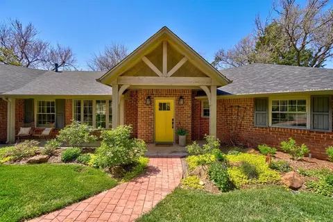 4504 Tall Oaks Ct, Edmond, OK 73025