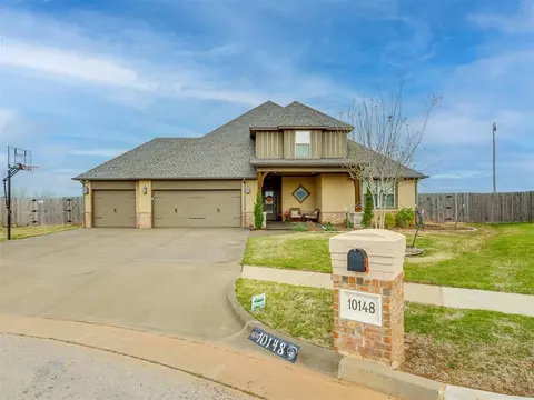 10148 NW 98th St, Yukon, OK 73099