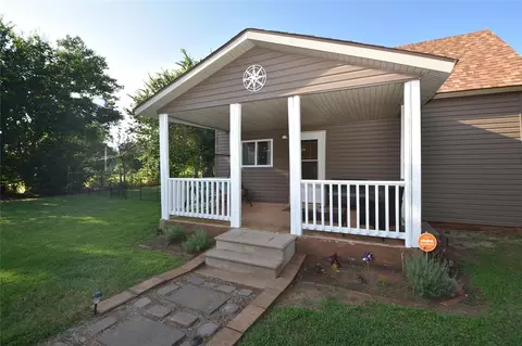 2009 W Washington Ave, Guthrie, OK 73044