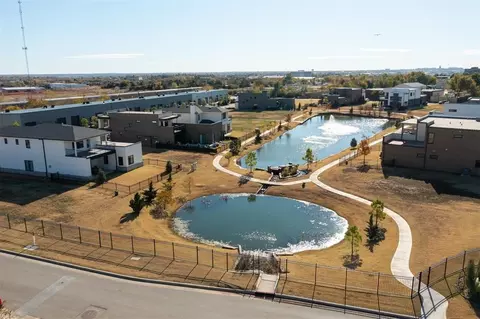 800 NW 72nd St, Oklahoma City, OK 73116