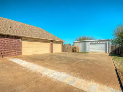 4105 Stardust Ln, Tuttle, OK 73089 photo 4