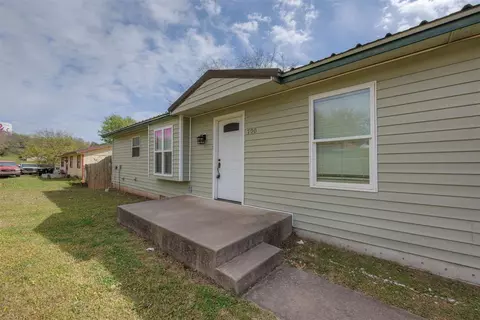 700 N 3 Ave, Purcell, OK 73080 photo 3