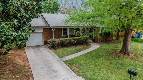 1625 Franklin Dr, Norman, OK 73072