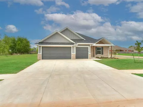 9101 NW 74th St, Yukon, OK 73099